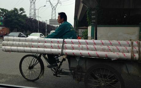 “Mad Max” Scenes! The School Run in China! School Run poles