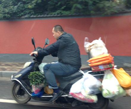 “Mad Max” Scenes! The School Run in China! School Run Shopping