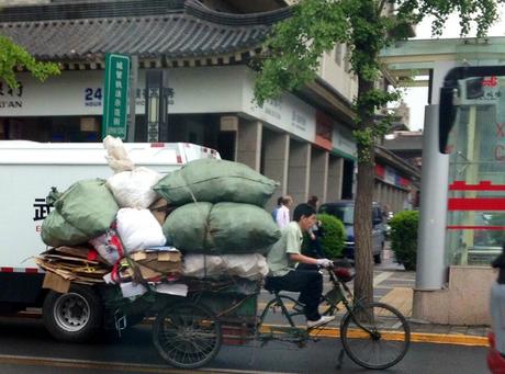 “Mad Max” Scenes! The School Run in China! SChool Run Loaded
