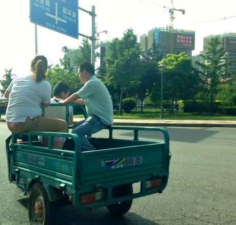 “Mad Max” Scenes! The School Run in China! School Run back of trailer