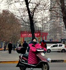 “Mad Max” Scenes! The School Run in China! School Run Keeping warm