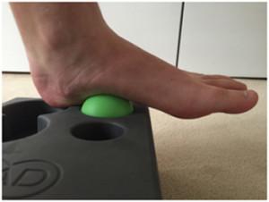 self massage of the foot arch1 300x226 Self Massage And Myofascial Release For Ultra Athletes