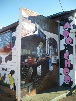 100 Places I Backpacked Through That You’ve Never Heard Of, in Australia Gorgeous Sheffield in Tasmania