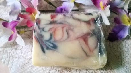 Sheer Care Dry Skin Soap Review