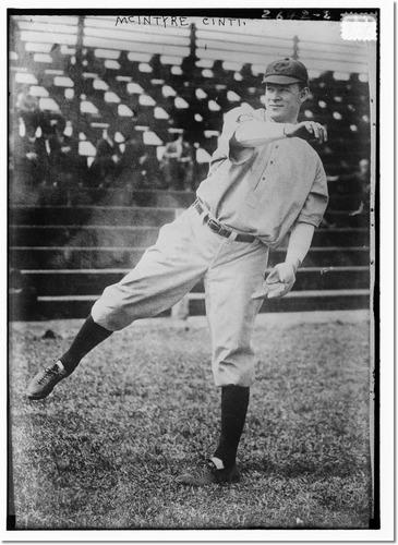 Harry McIntire with the Reds (Wikimedia Commons)