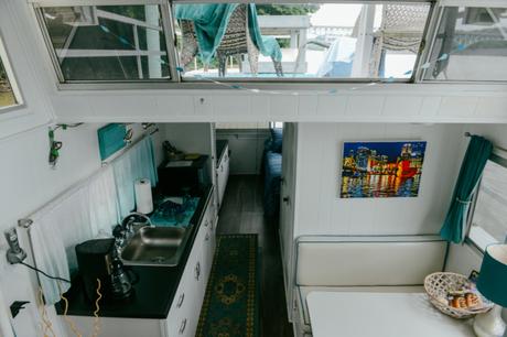 A Houseboat Staycation at Choderwood (Anniversary Experience #2) A Houseboat Staycation // www.WithTheGrains.com