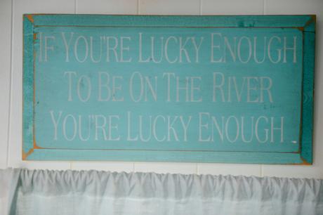 A Houseboat Staycation at Choderwood (Anniversary Experience #2) A Houseboat Staycation // www.WithTheGrains.com