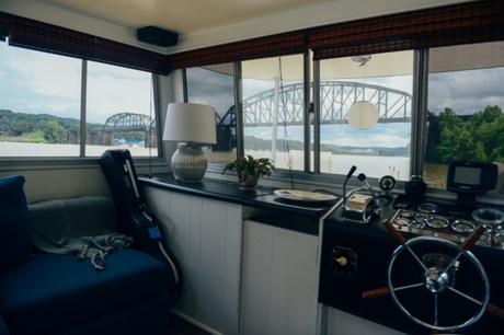 A Houseboat Staycation at Choderwood (Anniversary Experience #2) A Houseboat Staycation // www.WithTheGrains.com