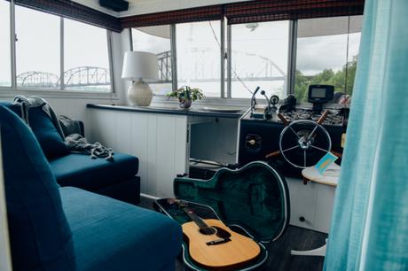 A Houseboat Staycation at Choderwood (Anniversary Experience #2) A Houseboat Staycation // www.WithTheGrains.com