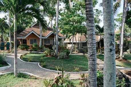 WHEN IN: SANTIAGO BAY RESORT, CAMOTES ISLAND fashion blogger, style blogger, lifestyle blogger, cebu blogger, cebu style blogger, blogger, filipina blogger, cebuana blogger, nested thoughts, katherine cutar, katherine anne cutar, katherineanika, katherine annika, ootd, ootd plipinas, filipina blogger, filipino blogger, cebu blogging community, cebu bloggers, bloggers of cebu, cbc anniversary, cebu blogging community anniversary, yamba, kublai khan, capdase, f cafe and bar, party, black, black party, photo boot, hooq ph, hooq, globe telecom, monochrome, black and white outfit, black outfit, black ootd, bodycon, gray bodycon, bodycon dress, bodycon cotton-on, cotton-on, ocean, camotes islands, camotes cebu, camotes, camotes island, ocean, sea, cebu city philippines, cebu, cebu tourist destinations, philippine tourist destinations, santiago bay resort, santiago resort camotes, santiago bay, mangodlong rock resort, mangodlong, mangodlong resort camotes, mangodlong resort, paraiso cave camotes, paraiso cave, bukilat cave, bukilat, bukilat cave camotes