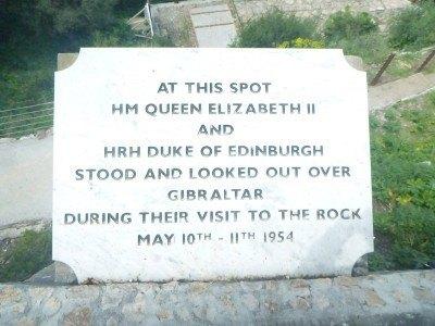 Backpacking in Gibraltar: Top 10 Sights at the Top of the Rock Queen Elizabeth Lookout.