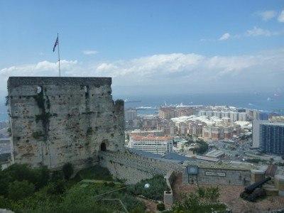 Backpacking in Gibraltar: Top 10 Sights at the Top of the Rock Moorish Castle, Gibraltar