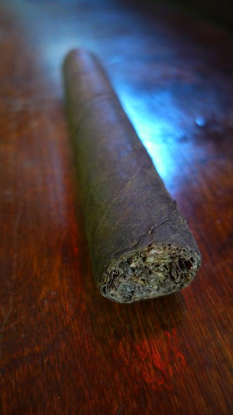 Double Corona, by Martinez Hand Rolled Cigars, New York, NY / Leica D-Lux 4