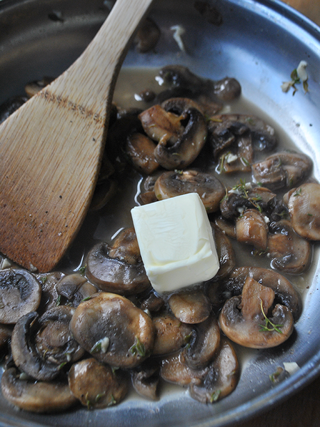 mushrooms with butter sauce