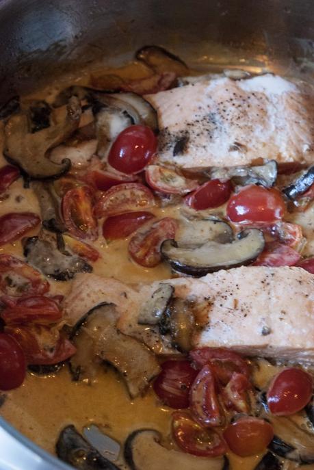 Salmon in Mushroom Cream with Quinoa Salmon in Mushroom Cream with Quinoa