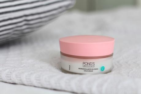 Lifestyle: A Day in the Life of An Intern Ponds Cold Cream photo 89963951-3b97-43bf-a85a-954e935b323d_zpsenqn8ofw.jpg