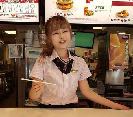 Weiwei drawing more crowds to McDonald at Taiwan