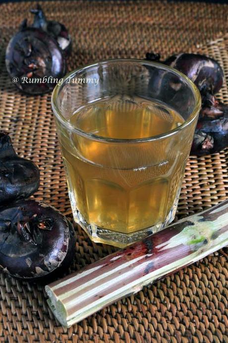 Cane and water chestnut drink 甘蔗马蹄水