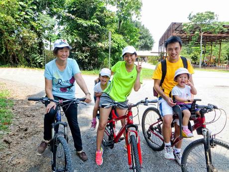 The rustic beauty of Pulau Ubin {Tips for a family visit} The rustic beauty of Pulau Ubin {Tips for a family visit}