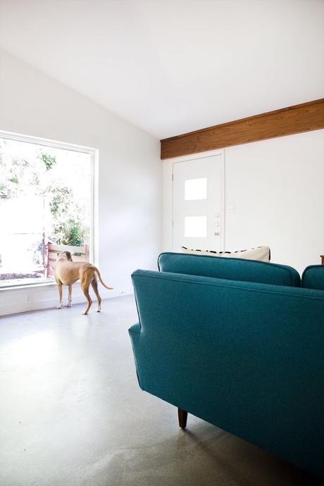 Looking for something new? Seeking Simplicity: How to Start Living a More Minimal Lifestyle