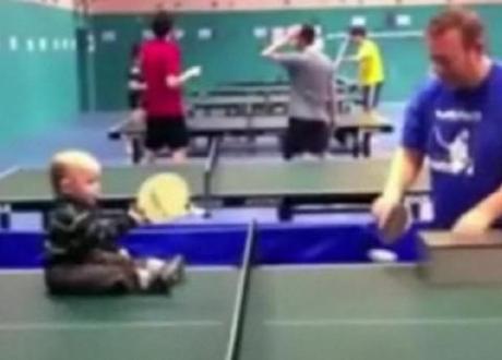 Table tennis toddler hits balls with bat, internet goes crazy