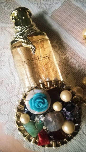 Oriflame Possess Eau De Parfum Review & Price