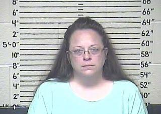 KY Clerk Kim Davis jailed for refusing to issue marriage licenses to homosexual couples