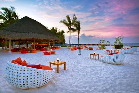 High-end Resorts for Honeymooners at Maldives