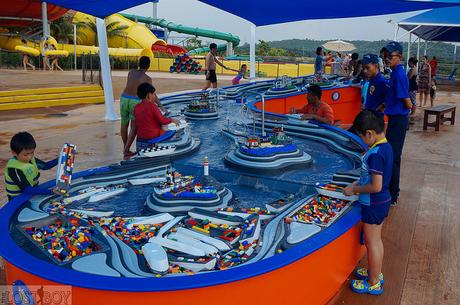 Build-a-Boat Fun at LEGOLAND Malaysia Water Park