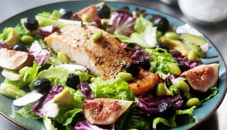 Broiled Salmon and Figs Salad