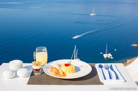 ACTIVE ESCAPE: SANTORINI ! Fitness On Toast Faya healthy blog girl Katikies Hotel Travel Active Escape Luxury Holiday Fit Workout Health Retreat Detox Greece Santorini Tourism LHW-44