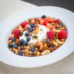 ACTIVE ESCAPE: SANTORINI ! Fitness On Toast Faya Blog Girl Healthy Recipe Granola Quinoa Steens Manuka Honey UMF-2