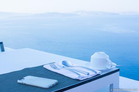 ACTIVE ESCAPE: SANTORINI ! Fitness On Toast Faya healthy blog girl Katikies Hotel Travel Active Escape Luxury Holiday Fit Workout Health Retreat Detox Greece Santorini Tourism LHW-12