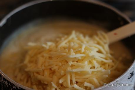 Homestyle Veggie Macaroni and Cheese