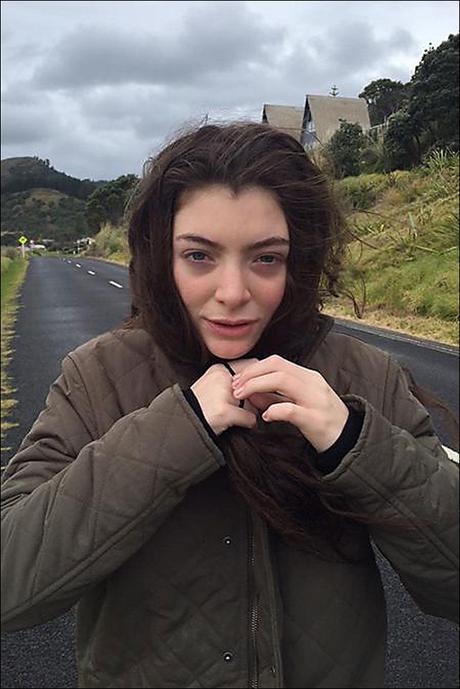Lorde-Makeup-Free-Photo Lorde-Makeup-Free-Photo