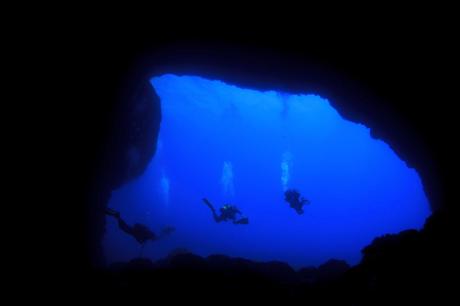 And I’m back. Diving-Underwater-Photo-Gozo