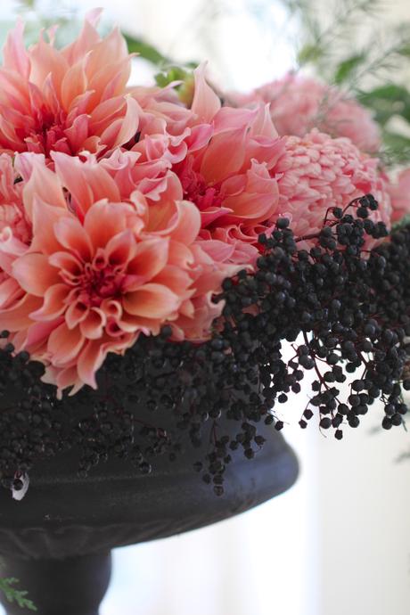 Urn-Filled-With-Dahlias