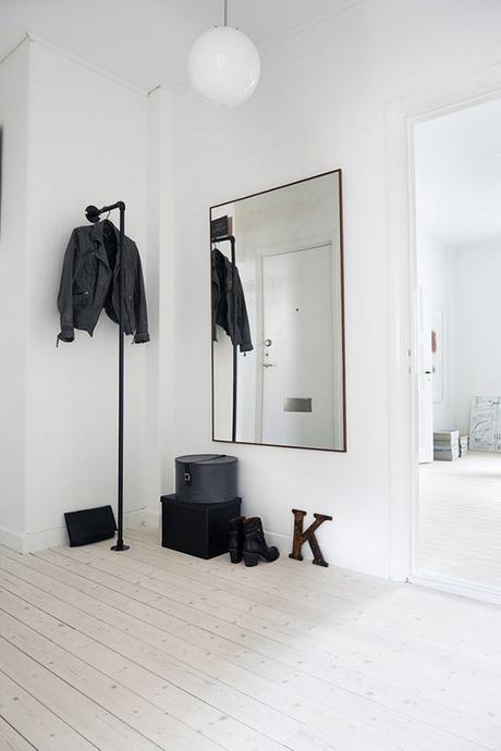 Scandinavian inspired entryway Scandinavian inspired entryway | Alvhem