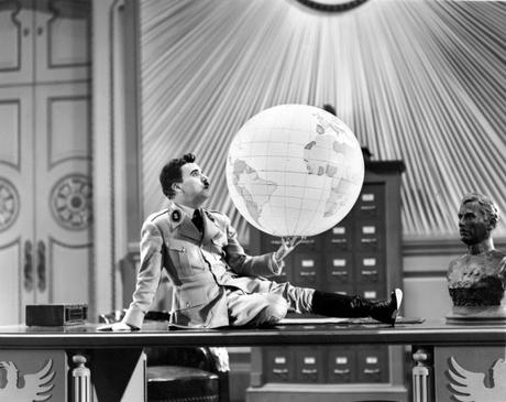 Chaplin Globe Great Dictator
