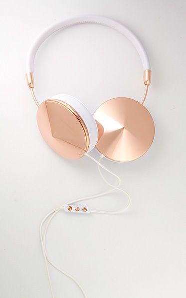 My Long Haul Flight Essentials Love these rose gold trimmed Frends headphones: