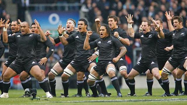 all-blacks-new-zealand-rugby-team-and-haka-R-V3gpmQ.jpeg