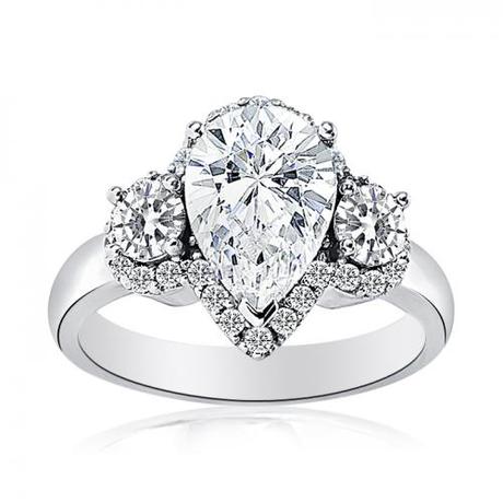 All images of diamond rings sourced from Diamond Emporium who states ...
