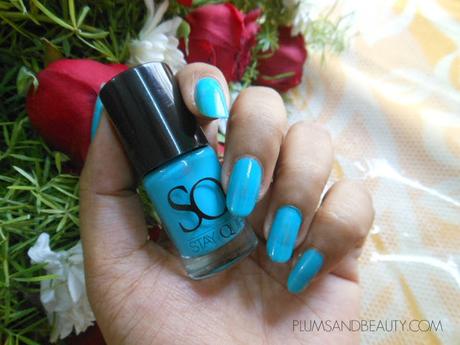 Stay Quirky Gel Finish Nail Lacquer : Bumble Blue (452)