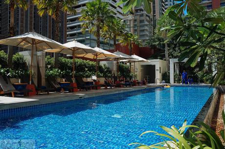 Courtyard by Marriott Bangkok: A Refreshing, Vibrant Hotel