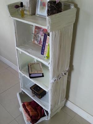 New - Recycled Projects Returns - Cardboard Bookcase