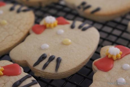 Cut out Sugar Cookies – Hello Kitty