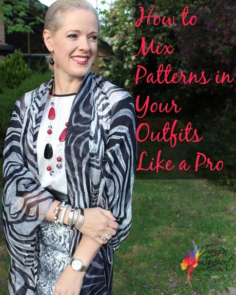 How to mix patterns in your outfits like a  pro