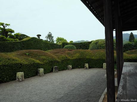 武家屋敷の石垣が質実剛健を思わせる，薩摩の小京都・知覧 / Chiran, with samurai residences and beautiful Japanese-style gardens.