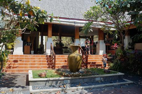 Villa Kayu Raja: A Charming Sanctuary in Seminyak, Bali