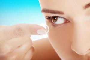 Using contact lenses